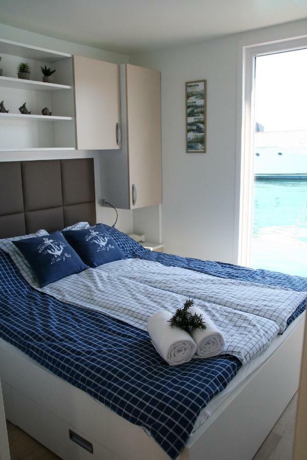 Floating House Marina Royal Villa Portoroz Exterior photo