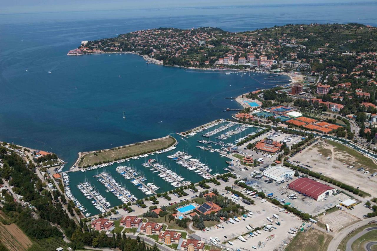 Floating House Marina Royal Villa Portoroz Exterior photo